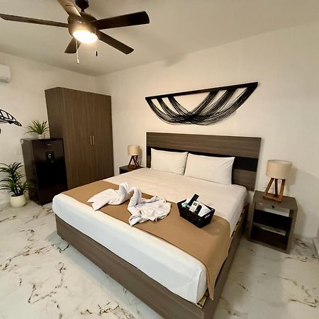Hotel Casa Tortuga 5Th Ave Playa del Carmen Esterno foto