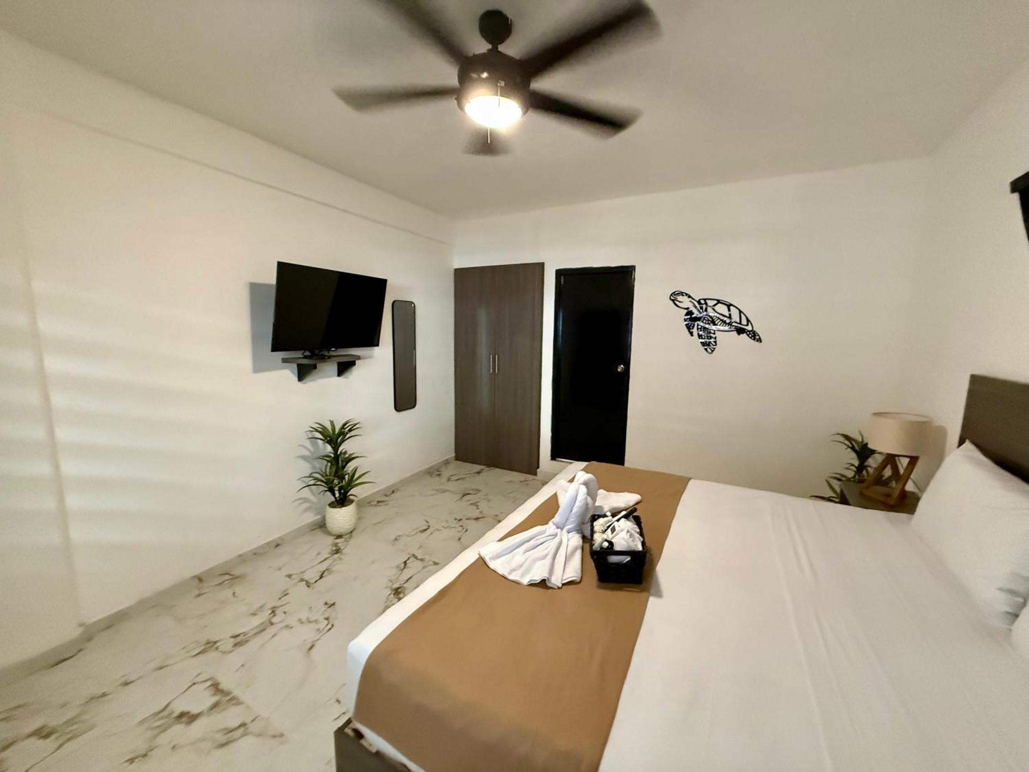 Hotel Casa Tortuga 5Th Ave Playa del Carmen Esterno foto