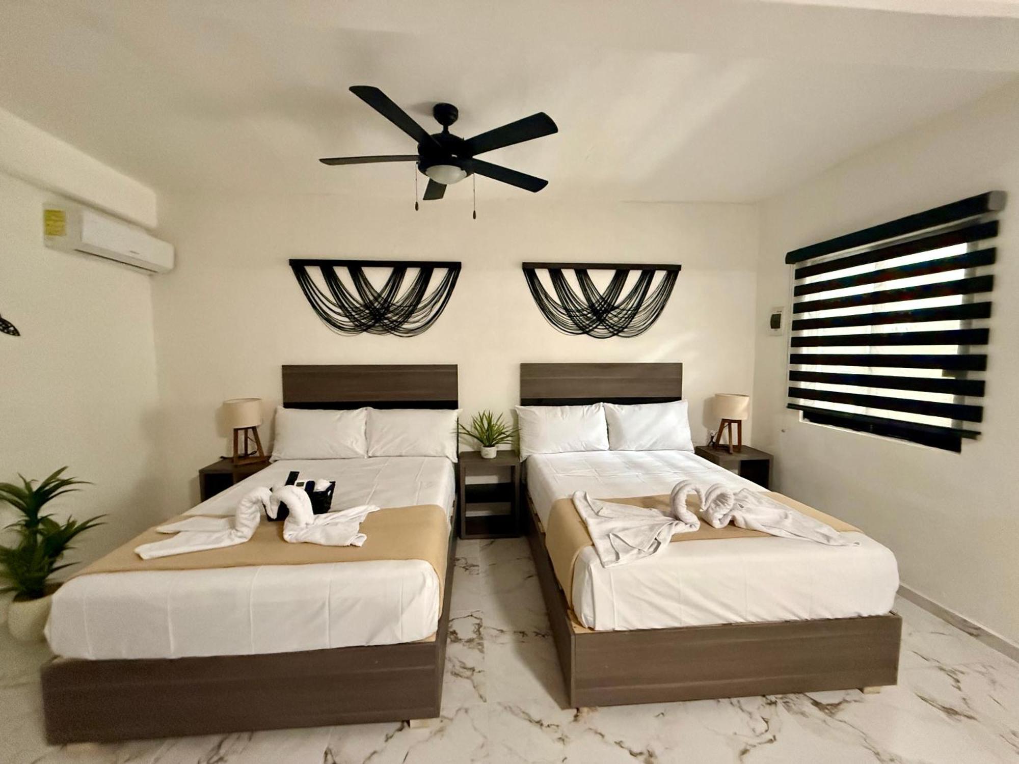 Hotel Casa Tortuga 5Th Ave Playa del Carmen Esterno foto