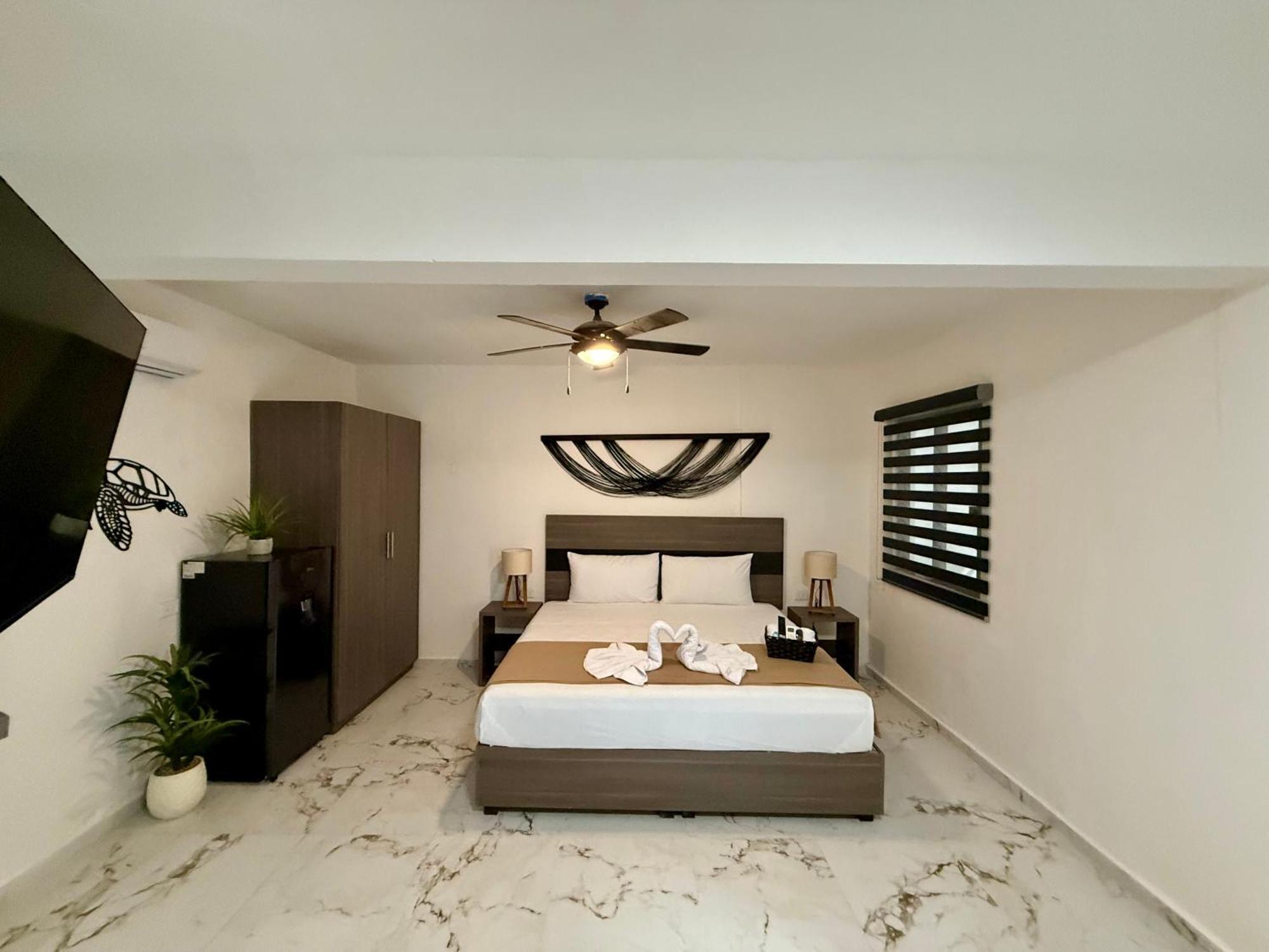 Hotel Casa Tortuga 5Th Ave Playa del Carmen Esterno foto