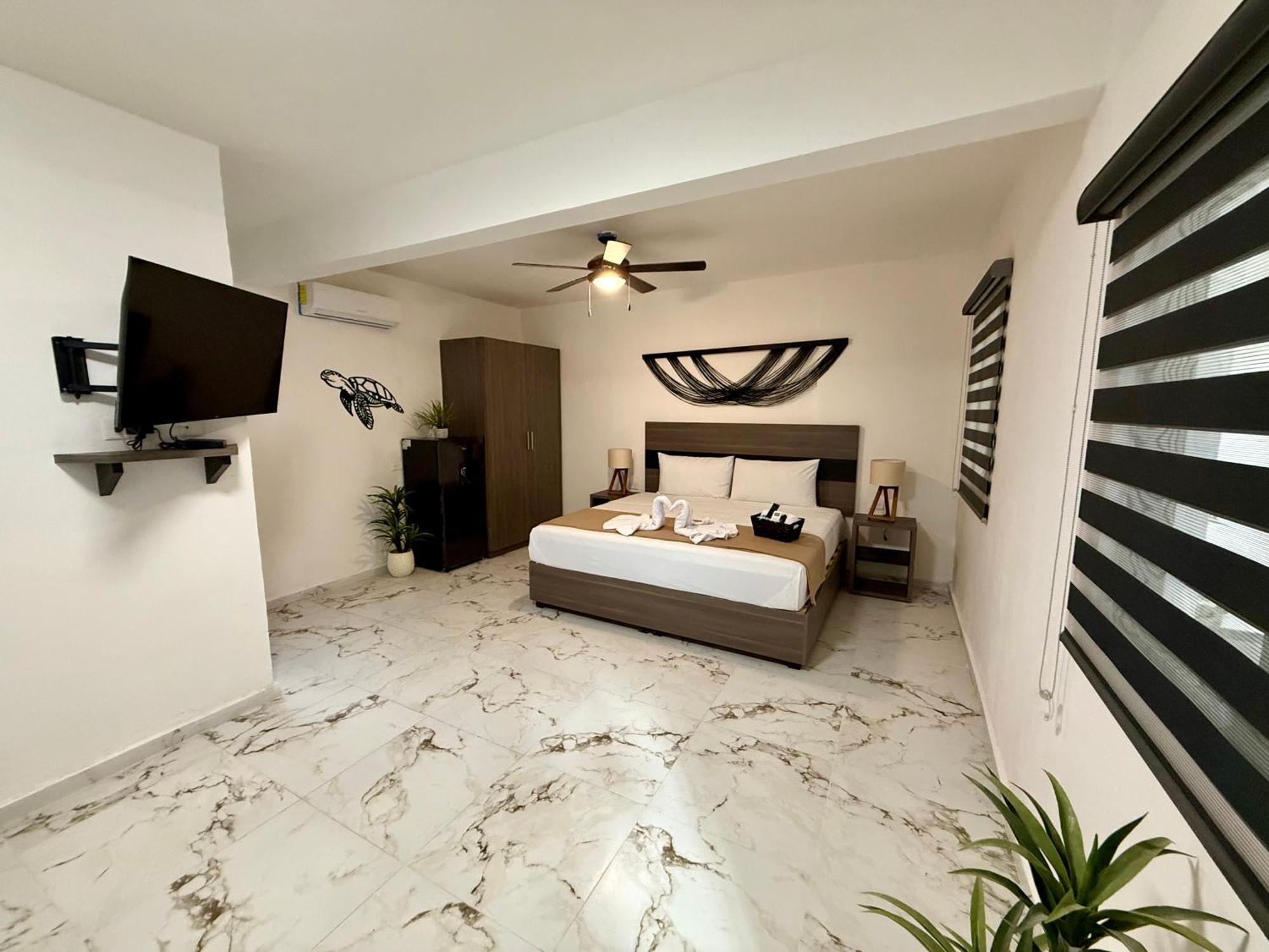 Hotel Casa Tortuga 5Th Ave Playa del Carmen Esterno foto
