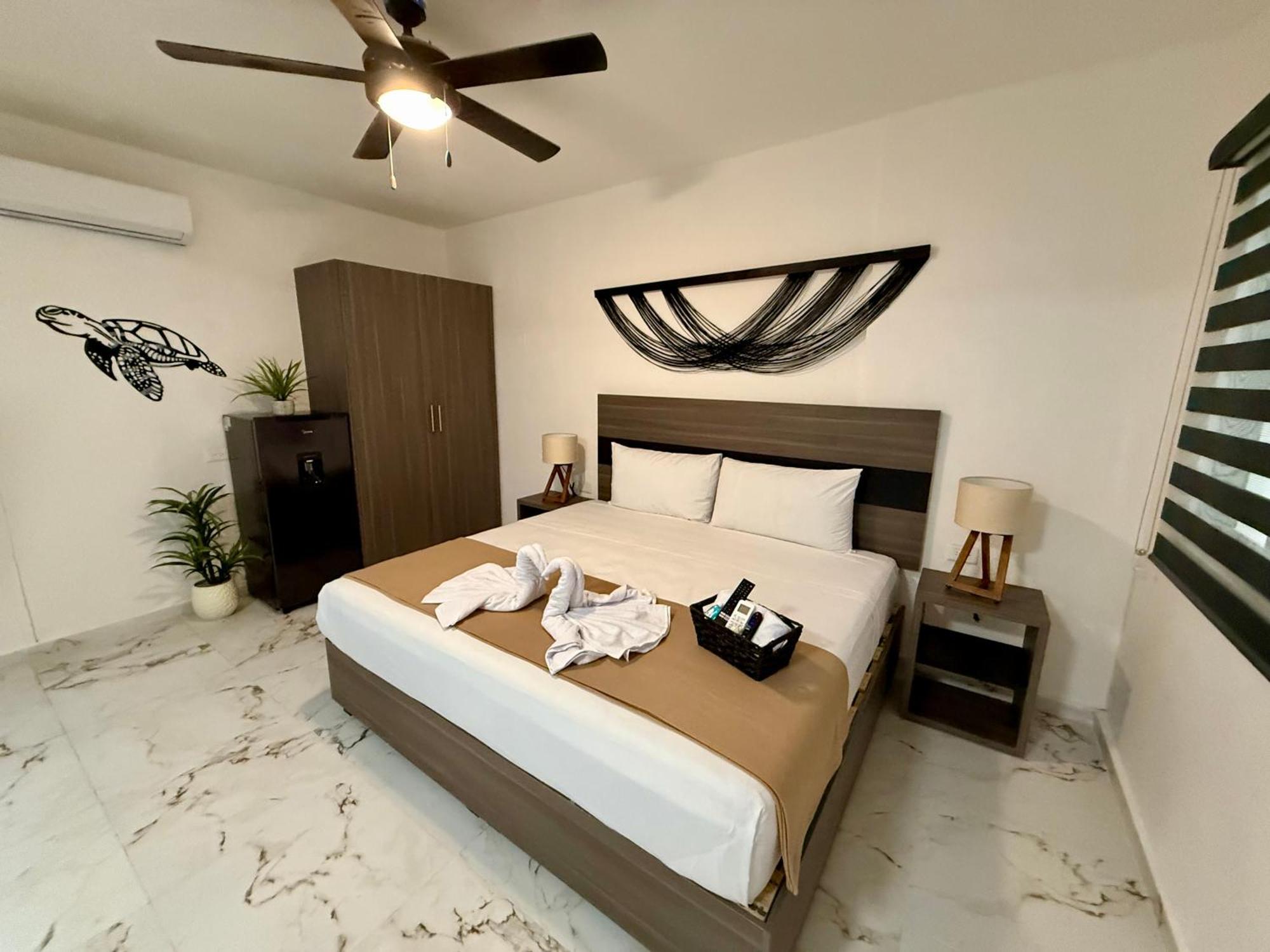 Hotel Casa Tortuga 5Th Ave Playa del Carmen Esterno foto